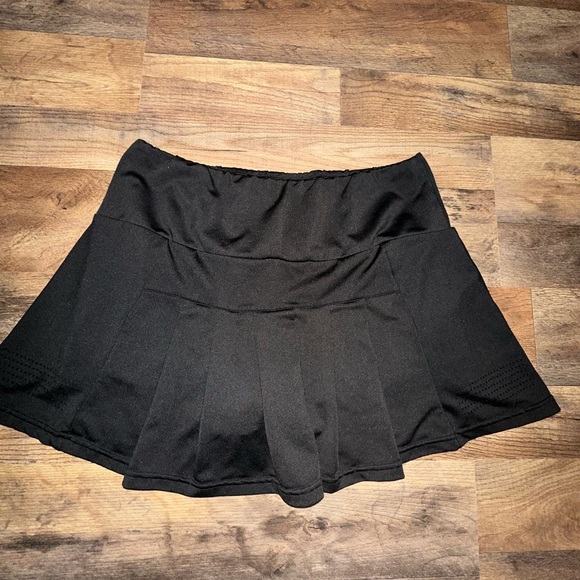 ZYIA ACTIVE  chill clubhouse tennis skirt large
Active wear - Picture 2 of 5